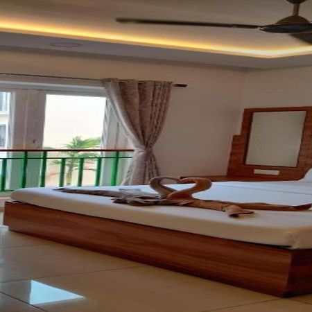 Eerus Den - A Luxurious 2 Bedroom Apartment By Leela Homes Arpora Ngoại thất bức ảnh